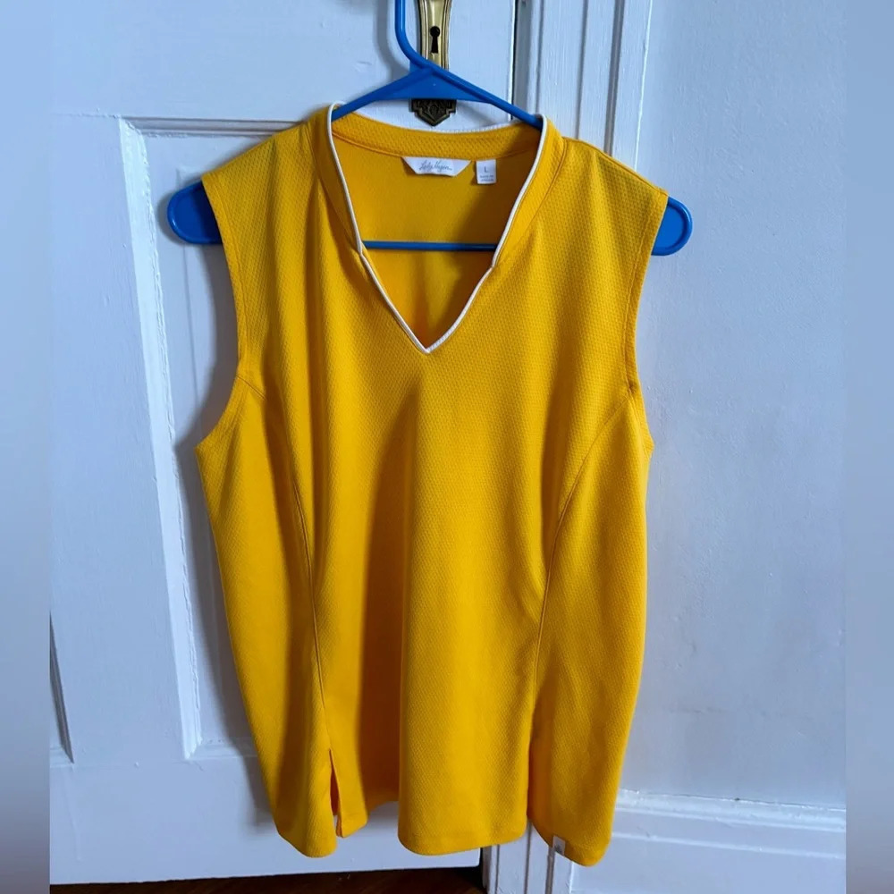 Lady Hagen golf tank